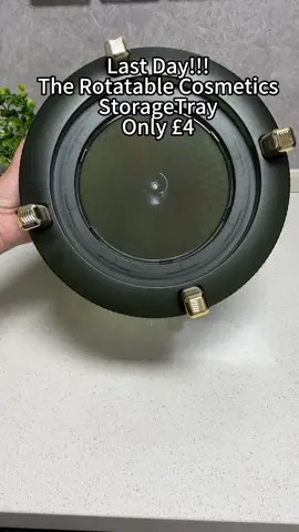 #tiktokmademebuyit #foryou #fyp #blackfriday #rotatablecosmeticsstoragebox #tray #cosmeticsstorage 