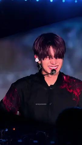 his smile is so pretty 🥹💗 yung kilig ko hanggang kaluluwa ko 😫 #enhypen #엔하이픈 #engene #filoengene #fatetourenhypen #leeheeseung #heeseung #이희승 #simjaeyunsgf1 #kpopfyp #fypシ 