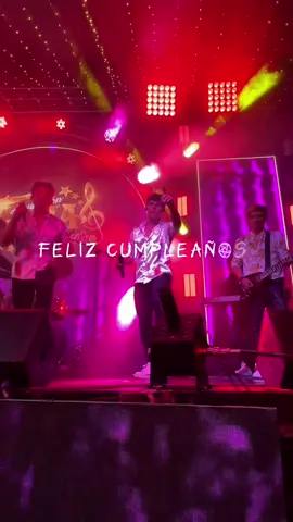 Respuesta a @MIRIAM ☺️02 Feliz cumpleaños hermosa 🥳, te deseo muchos éxitos y bendiciones en tu vida ✨🎂 Los amo Familia, gracias por todo el apoyo 🙏🏻❤️🥲 #cumpleaños #russkaya #cumbiasureña🇵🇪🇧🇴 #agrupacionrusskaya #agrupacionfuriadeamor #emer_al #eversoncco #eversoncco_russkaya🎶 #limaperu🇵🇪 #artista #fypシ #zyxcba #bolivia🇧🇴 #peru🇵🇪 #felizcumpleaños 🎂 @Ever Soncco ♪ @Agrupación Russkaya @Agrupación Furia de Amor 