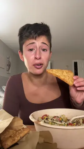 Yikes #cava #mukbangeatingshow #cavapitachips #mukbang 
