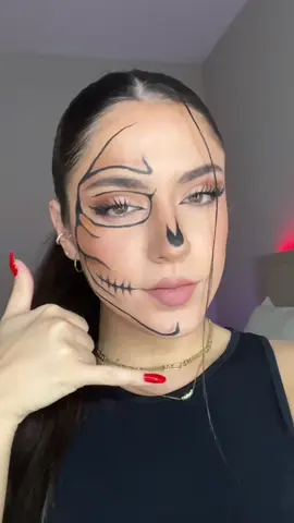 Im sorry who? #halloweenmakeup #skullmakeup 