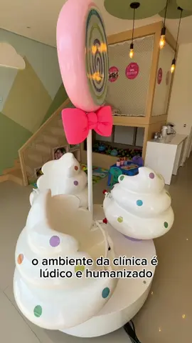 ESSE É A MELHOR CLÍNICA DE VACINAS😍 Galera, estamos falando da Amo Vacinas Alto da Mooca que possui um ambiente lúdico e humanizado de um jeito que você nunca viu antes! Eles trabalham com enfermeiras especializadas em vacina e são extremamente atenciosos🤩 Contam com uma câmara vacinal que garante a eficaz da vacina👈🏻 JÁ MARCA AQUELA PESSOA QUE PRECISA VER ISSO⤵️⤵️ 📍Rua da Mooca, 2834