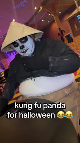 get this man some more noodles (@Drop5) #kungfupanda #halloween #kungfupandacosplay #halloweencostume 