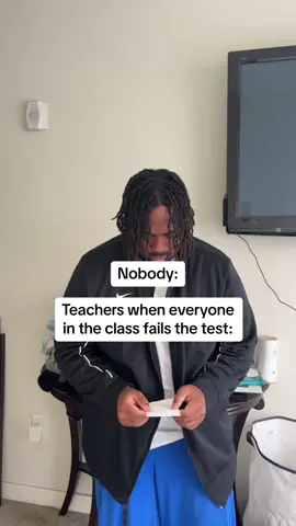Then everybody be looking at the smart kid in class like damn bruh you failed too?!! 😂😂😂😂😂