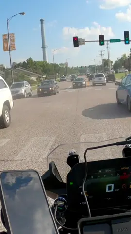 When will this traffic light open?  #muslim #motsorbaba #masjid #bukharee #muslimtiktok #muslims #muslimtok #muslimmotorcycle