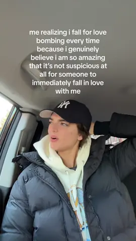 him saying “i love you” after two days honestly seems totally reasonable to me! #lovebombed #lovebombing #iamamazing #suspicious 