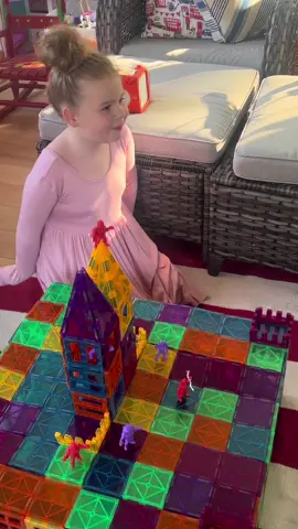 Tiny hands Abby😉#tinyhands #jk 