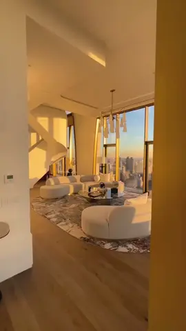What do you think about the view from this penthouse in NYC😍🙌  🎥 by @erikconover  #penthouse #nyc #ny #centralpark #centralparknyc #apartment #view #design