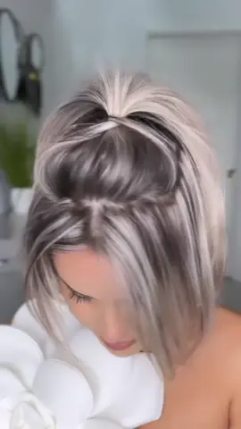 Tale as old as time, the ponytail I mean 😉 So many ways to do it, wrap to sections around a crown ponytail and you get a super simple yet classy #hairstyle 🤍 Yes, style it before you put it up, meaning blowdry it with a round brush and all that… prep your hair and it will listen to you 🫶 #hairstyleideas #easyhairstyles #simplehairstyle #bobhair #hairtutorial #halfuphalfdown #hairtok #shorthairstyles #inspire #shorthair 