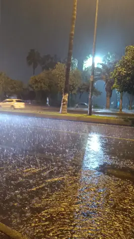 #وتشتي_الدني #وياحلوالشتوية#مرسين_تركيا #لصمتي__حكاية #تصويري #مشي #ساعة تحت #لمطر# 