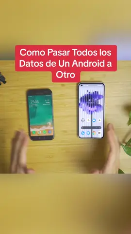 En este video os enseñaré cómo transferir datos entre dos teléfonos Android. Así pasarás y transferirás tu información del Móvil viejo al nuevo. Primero, asegúrate de que ambos celulares estén conectados a la misma red WiFi. A continuación, selecciona qué tipo de datos deseas enviar (por ejemplo, fotos, videos, música, etc.) y sigue las instrucciones en pantalla para completar la transferencia. ¡Es así de fácil! ¡Espero que este video les haya ayudado! App = Copy My Data Espero que disfrutéis del vídeo tanto como yo en hacerlo! 😎 #android #truco 