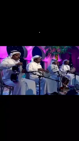 ‏يا حلو عقب الوسم رجعَ السحاب   ‎#Abdu #محمد_عبده #اكسبلورexplore #viral #viralvideo 