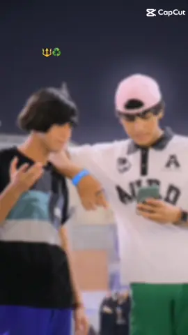 مآ آحٍبَ غيرڪـہ لُِوو ڪلُِ آلُِدِِنيآ تحٍبَني ❕. 💔 الحب صوفي 💚