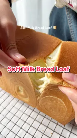Soft milk bread loaf. Recipe linked in my bio. #bread #breadloaf #softmilkbread #Recipe #baking #cooking #viraltiktok #viralvideo #fyp 
