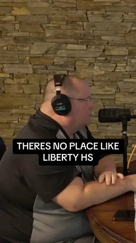 If you haven’t experience a game day atmosphere at Liberty High School, put it on your TO-DO list asap!! Libertys football program is currently a top 25 team in the nation!! Let’s get the Bloom pod community behind the FELLAS🦁