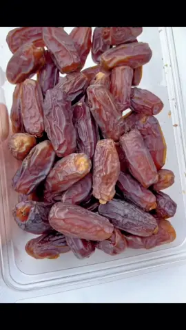 Imported Dried Pitted Dates Fr#dates#Dried dates#Frui #lots of sugar #energy#healthy#Nutrition #sweet #tasty #Snack #recommend 