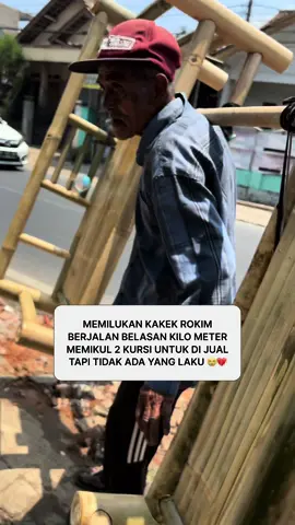 🚨Yang mau donasi buat kakek Rokim silahkan cek BIO ya 🥹😭 - #pemulungamal #gerakansemangatsedekah 