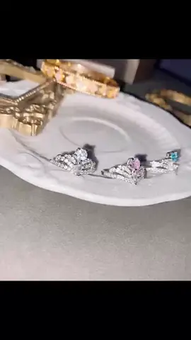 1 Carat Moissanite Women's Crown Ring, 925 Silver #jewellery #jewelry #ring 