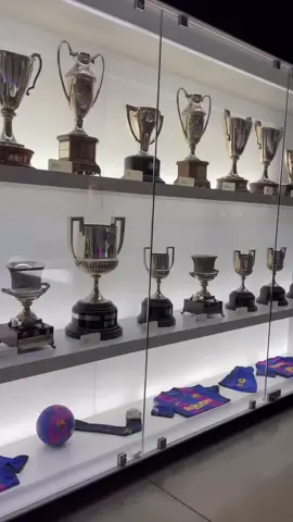 trophy cabinet 😍#fcbarcelona #trophy #viscabarca 