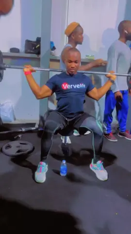 Vervelife 6.0 Stay Fit💪🏽 #vervelife #squat #legsworkout #legs #fitfam #fitlife #Fitness #fit #FitTok #gym #GymTok #GymLife #fitnessmotivation #gymmotivation #fitlifestyle 