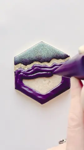 💜💜#cookiedecorating #cookiesoftiktok #cookies #cookievideo 