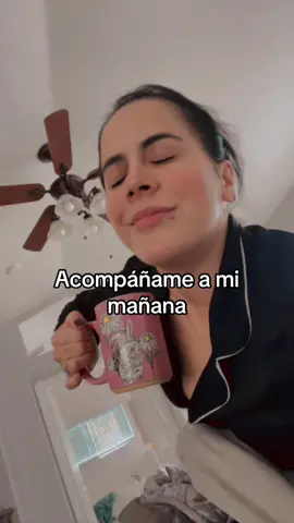 Asi tienen mi corta mañana xD de aca q me despierte bien hacemos las cosas del hogarsh 🥲