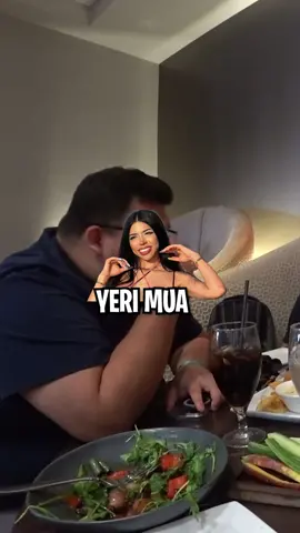 Oye y tu que pedo con Yeri Mua 🤔 #elded #amablitz #filisgg #robertocein #humor #parati 
