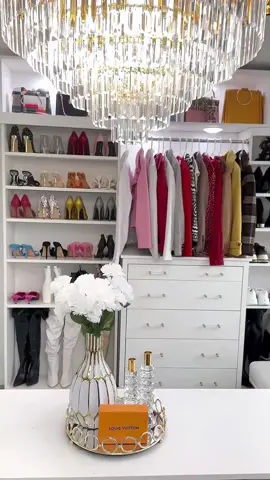 Closet reveal 80% ready😍😍 so glad I’m finally able to finish my closet lol, well almost finish it😁 I guess 80% ready is as good as a 100 right 😍 lol I just couldn’t wait to share, and yes I turned a bedroom into a walk in closet, so basically, I have a closet inside my closet 😃 so cool😍😍 #closetproject #closetdiy #myclosett #myclosetdiary #handmadebymeforyou#StylevớiÁoNỉUNIQLO 