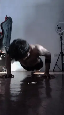 #fisico #quema #flexion #fuerza#ejercicios #deporte #calistenics #entrenar #dalomejor #tupuedes#duro 