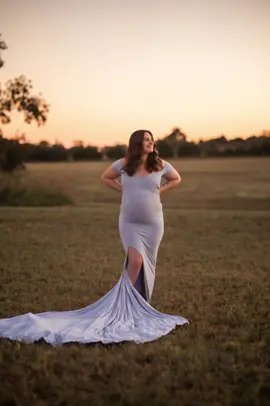 Sneak peek of this beautiful mama’s sessions!  #fyp #photographer #photography #photoshoot #maternity #maternityphotoshoot #maternityphotography #maternityphotoshootdress #maternityphotographer #gown #sewtrendyaccessories #selkie #babydreambackdrops #fancifuldoll 
