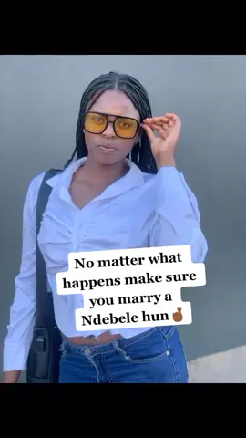 Ndebele hun❤️#dance #ndebeletiktok #bulawayo #bulawayotiktok #springboks #southafricatiktok🇿🇦 #zimtiktok #dubula #iplann #africantiktok #beautiful