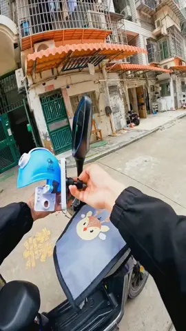#Cellphone holder for motorcycle Hat for Phone Bike Phone Holder Sunscreen #tiktok #fyp #foryou 