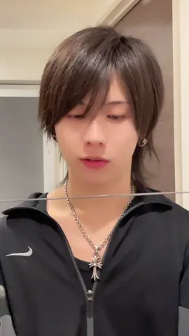 口で紐結ぶやつ