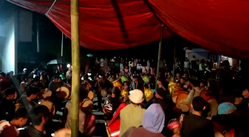 latihan bersama teman teman @siliah.galanggang @siliah_galanggang #musiktradisional #musikminang #budaya #satangkaiboneh #tambuatansa 