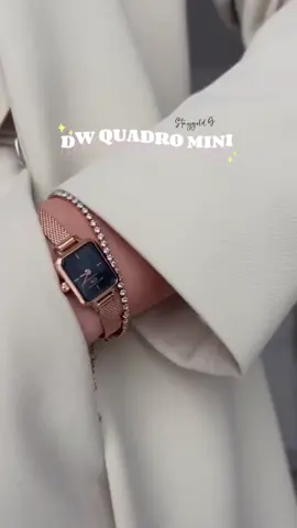 Nhỏ nhắn xinh xinh nè ✨🥰 #dw #daniewellington #donghodep #donghonuxinh #fyp 