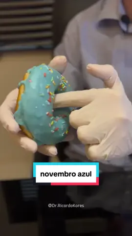 Pra conseguir alertar, a gente precisa ter uma conversa aberta sobre o câncer de próstata sem que envolva preconceitos. Informe-se sobre a prevenção dessa doença e converse com pessoas próximas, aproveite o Novembro Azul para estabelecer esse diálogo. @paguemenos l Publicidade #novembroazul #cancerdeprostata 