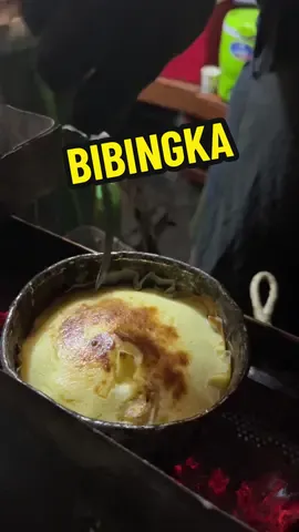 Another classic favorite nating mga Pinoy kapag magpapasko, BIBINGKA! 🔥🤤 Natikman mo na ba? Happy Eating! ❤️ #pasko #bibingka #christmas #bibingkarecipe #titomarvs #marvin #marvinagustin 