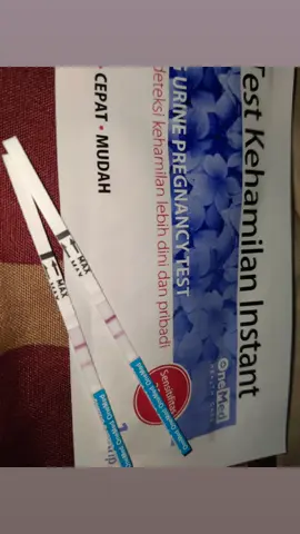 Awalnya sempet ragu mau tespek 😣 tp karna udah telat haid 2 bln, jadi coba beraniin buat tespek lagi, karna setelah keguguran beberapa bulan yg lalu jd agak2 ga percaya.. tp Alhamdulillah masyaallah pas di tespek hasilnya positif 😭🤲🏻 #fyp #garisdua #positif 