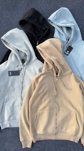 Plain Zipper Hoodie Size:L-2XL  #trendy_corner3 #plainhoodie #hoodie #winterhoodie #clothing #menswear #onlineshoppingnepal #retail #menswear #winterclothing 