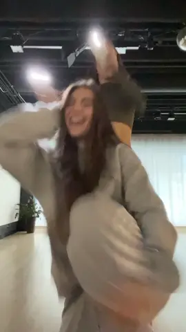 Have a beautiful Tuesday world 🌎! Feeling crazy today 🤣maybe it is because a snow storm is coming 🫣😁😂 hope to make you smile with this funny trend 🤣 tag a friend to remake it with you !!! We are Ophélie and @annflo_begin happy sisters and dancers from Québec🇲🇶 in Canada 🇨🇦 Make sure to join our community for your daily dose of dance and good vibes 😎  #beginsistersofficial #danceduo #newdance #fun #dancers #newchoreo #entertainment #lovetodance  #goodvibes  #dancerlife #sisters #sisterhood #sistersquad
