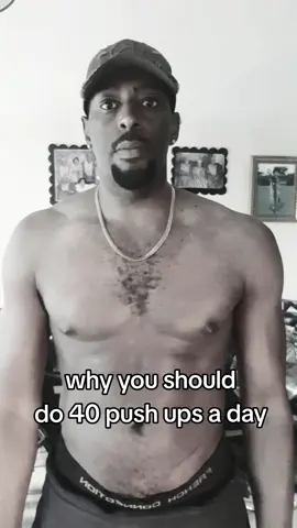 Try and do 40 push ups a day #fyp #workout #Fitness #execise #gym #weightlosstransformation #weightloss #pushups #training 