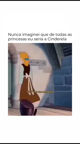 Quem aí também é uma Cinderela? 👠🧹😂 #eletrodomesticos #donadecasa 