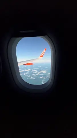 #CapCut #paris #pari #parizaad #brasil🇧🇷 #torreeiffel #torreeiffelparis Atualizando minha lista de sonhos e desejos 🇫🇷🗼 #parizando  @Capcut Trend Templates 