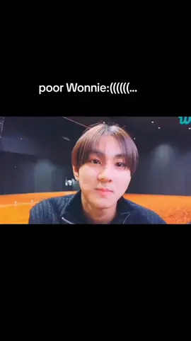he tried not to cry but look at that teary eye:( #jungwon #enhypen #fyp #slickback 