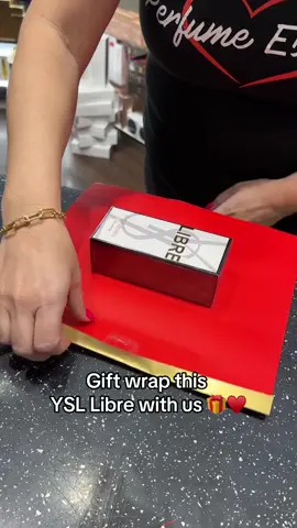Gift wrap this YSL Libre with us & did you know that we offer FREE gift wrapping in stores! 🎁♥️ For a personalised ribbon, you’ll have to pay only £1.99 🎀♥️ #giftwrapping #ysl #gifting #ysllibre #perfumetok 