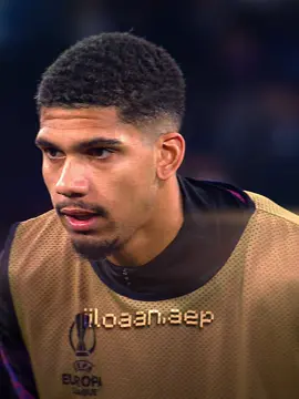 Call Ambulance for Osimhen🚑🤕 | #iiloaan #edit #football #aftereffects #araujo #osimhen #fcbarcelona #fyp #viral 