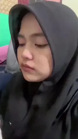 Astaga Nanda. kamu makan blepotan. #benerindulumulutmu