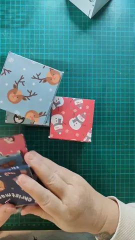 How to make a jumping box for the exploding money gift box ❤️ #explodingbox #slowmo #handmade #giftideas #cash #money #hobby #papercraft #christmas #giftbox #tutorial 