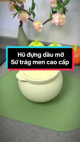 Hũ sứ tráng men đựng dầu mỡ, có nắp đậy, kèm thìa tiện lợi #hudungdaumo #hudungmo #xuhuong #giadungtienich #giadungthongminh 