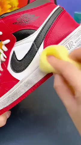 #White shoe cleaning cream